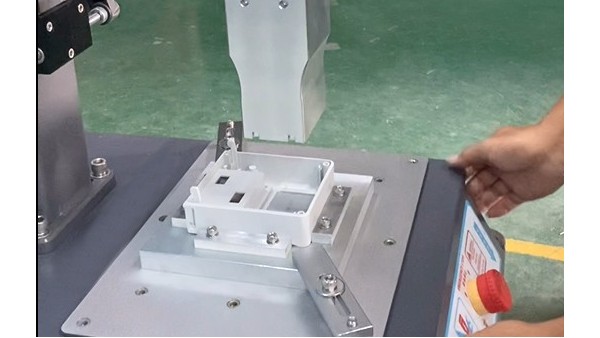 超声波焊接机下压速度对焊接效果的影响