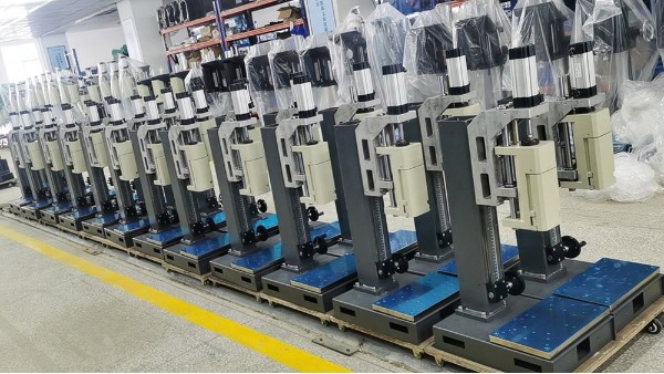 声峰超声波厂家分享处理超声波焊接后产品出现错位的经验