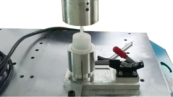 声峰超声波厂家分享旋熔机的实际应用案例