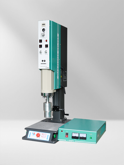15kHz 2600/3200W SC2000 Standard 超声波焊接机 模拟 方立柱